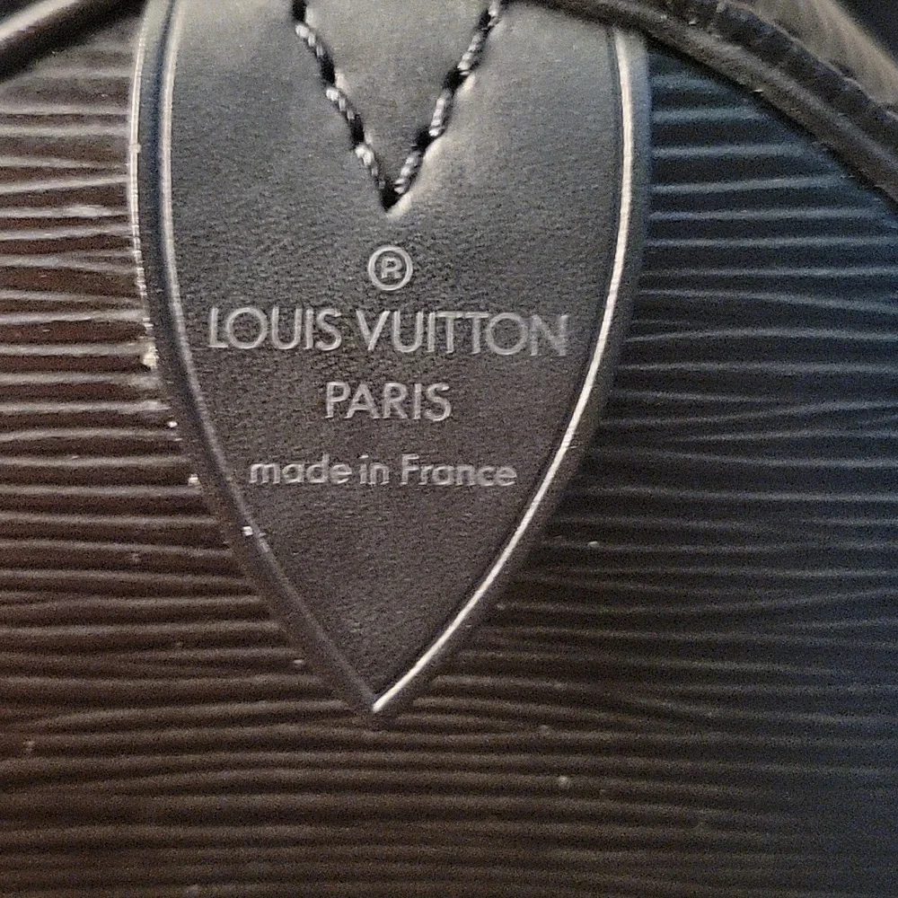 LV Speedy 30 in  Black Epi - Picture 6 of 11